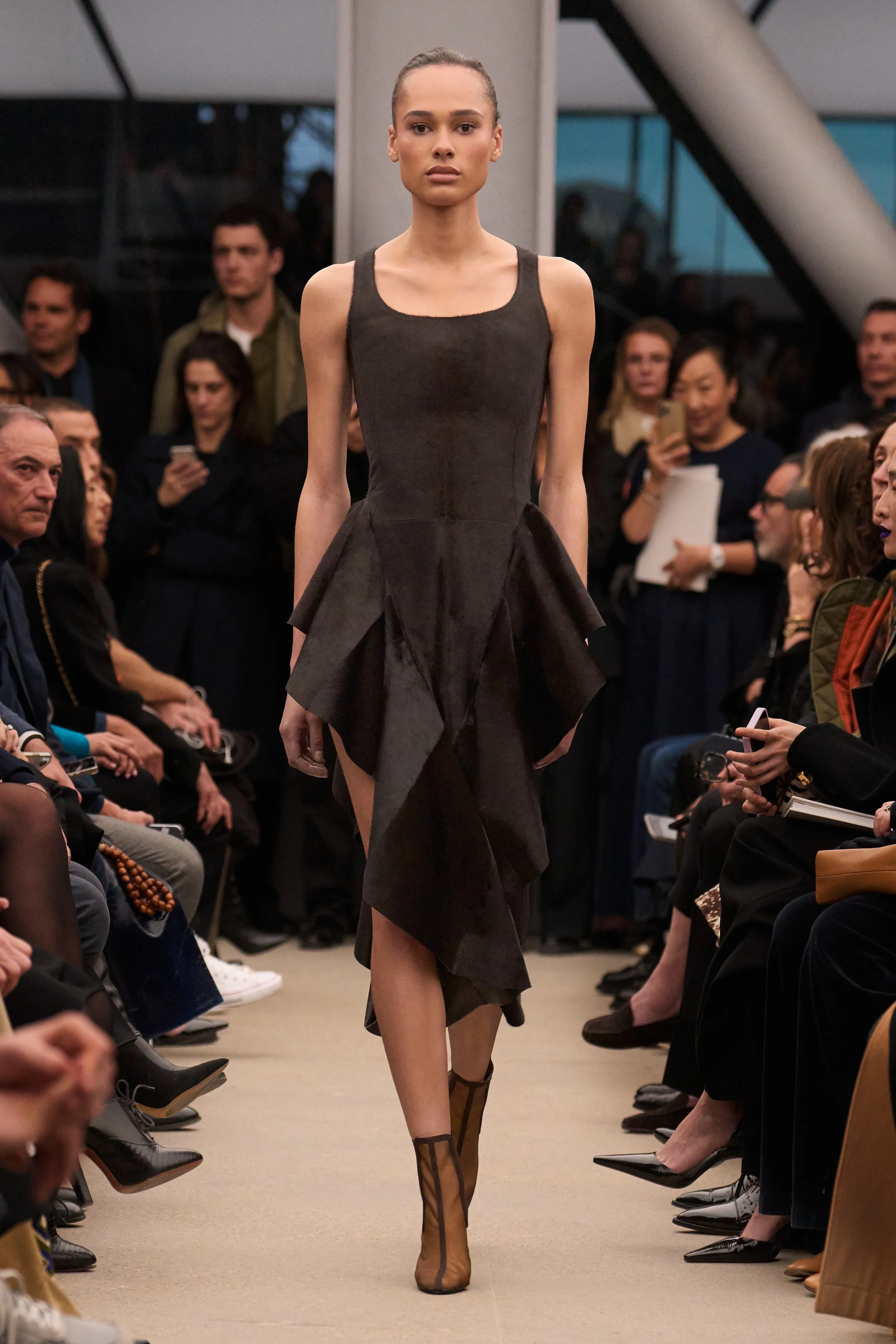 ALAÏA FW26 - SHOW REPORT - BTB DIGITAL —